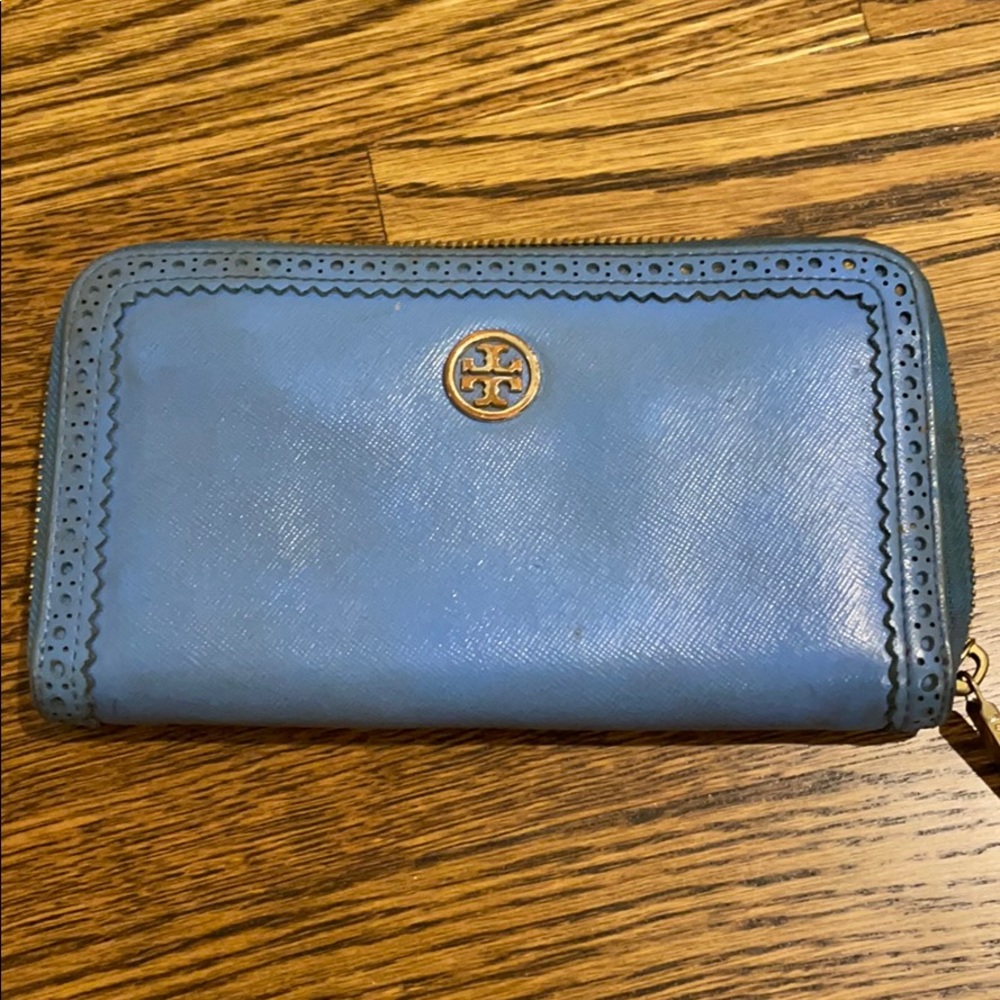 USED Tory Burch blue wallet